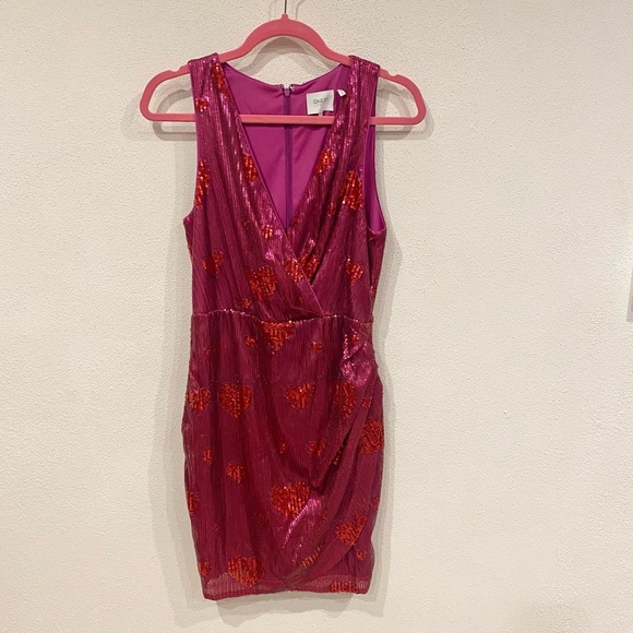 One33 Social Sequin Heart Faux-Wrap Mini dress Size 4 EUC - Picture 2 of 5